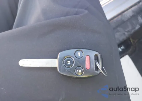 2010 Honda Accord 3.5 Ex-L из США, поврежденный, VIN 5KBCP3F83AB008010